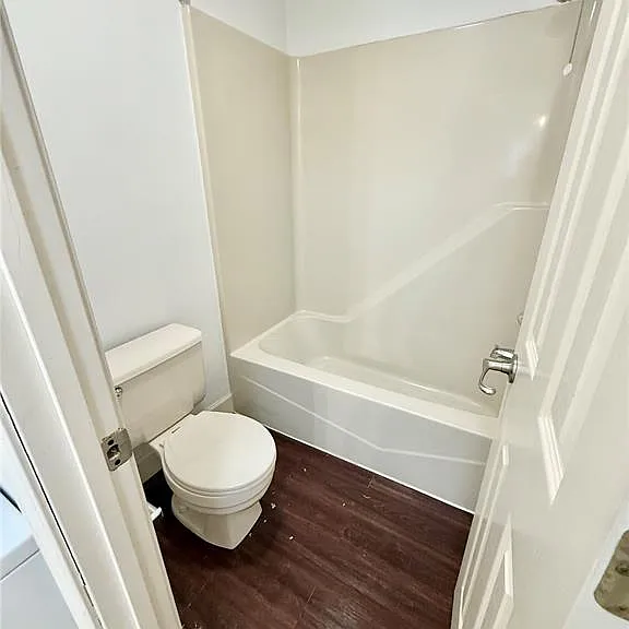 122 Ashley Dr — Photo 17