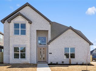 431 Hedge Dr, Centerton, AR 72719
