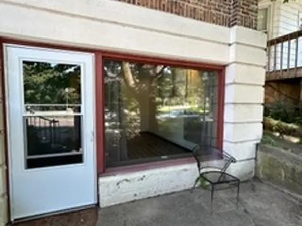 1247 E Johnson St APT 2, Madison, WI 53703