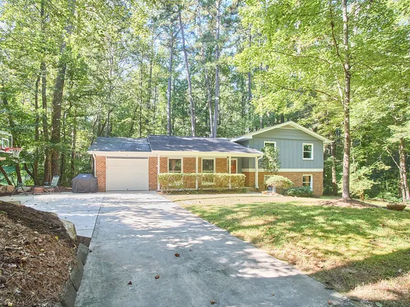 607 Yorktown Dr, Chapel Hill, NC 27516