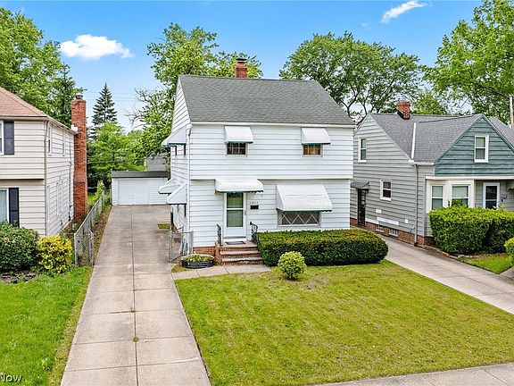 4th image of 13417 Thraves Ave