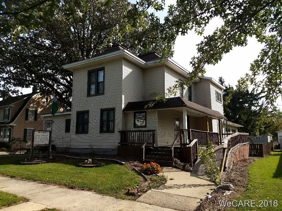 1st image of 716 E Main St #10