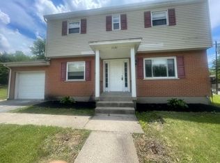 2681 Grosvenor Dr, Cincinnati, OH 45231
