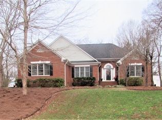 1231 Pebble Dr, Graham, NC 27253