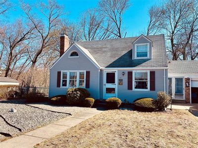 10 Pilgrim Cir, Warwick, RI, 02888