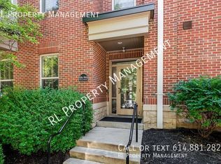 960 Perry St APT 207, Columbus, OH 43215