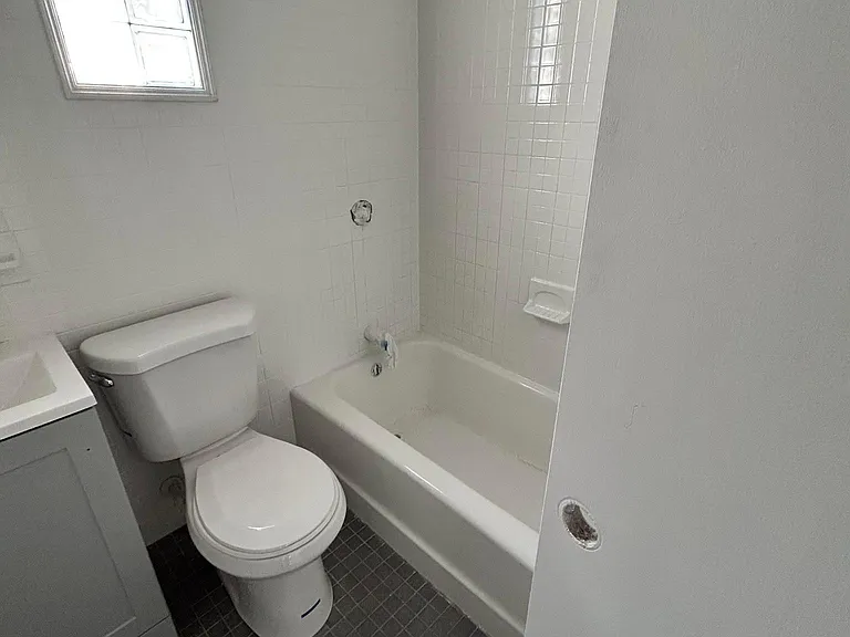 203 Clifton St #2 — Photo 5