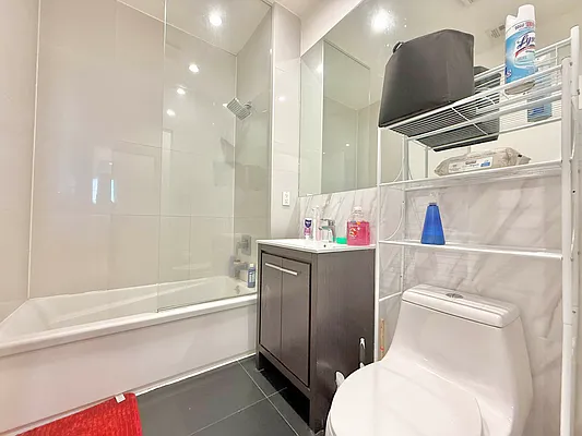 Rented by Doorway NYC, LLC | media 12