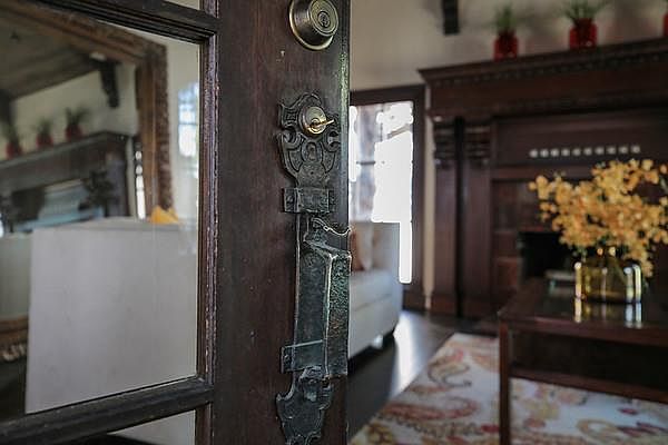1st image of 858 Schiele Ave