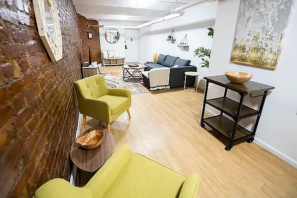 Rented by Park River | media 4