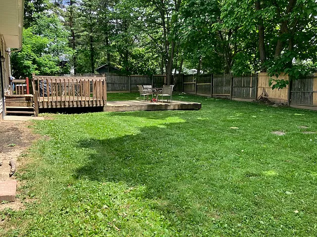 451 Robinhood Dr — Photo 36