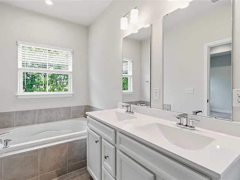 856 Woods Chapel Rd — Photo 16