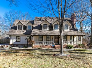 1502 S Cedar Ridge St, Springfield, MO 65809