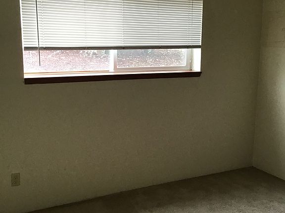 5th image of 1050-1060 SW East Ave #1050-1