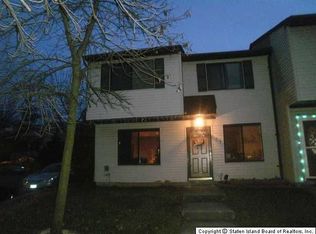 53 Bunnell Ct, Staten Island, NY 10312