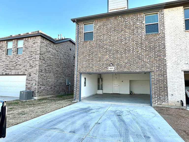 6619 Baritone Ct — Photo 20