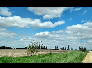 230 Street, Clinton, IA 52732