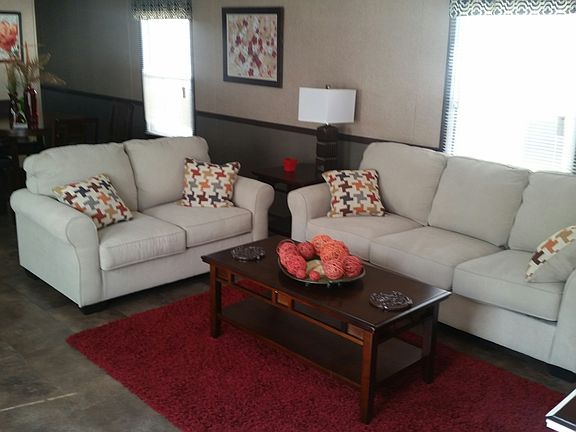 4th image of 2886 NE Evangeline Thruway #S8