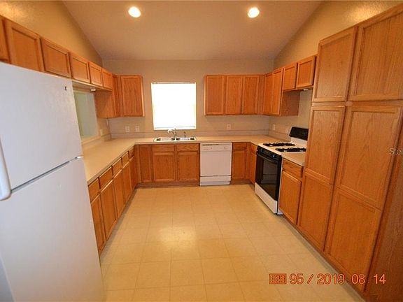 5th image of 7613 Clovelly Park Pl