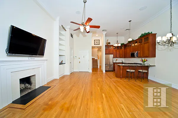 Rented by Halstead Real Estate | media 4