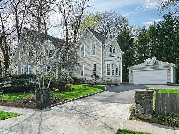 66 Apawamis Ave