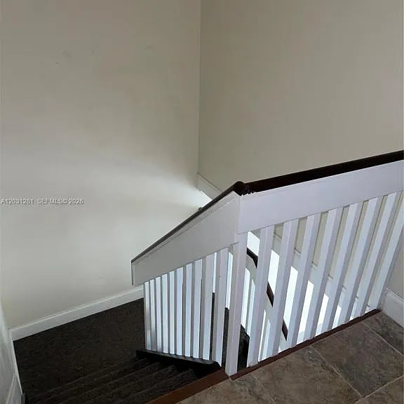 7175 Nova Dr — Photo 4