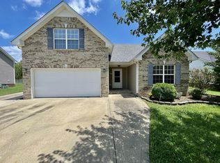 2754 N Whitfield Rd, Clarksville, TN 37040