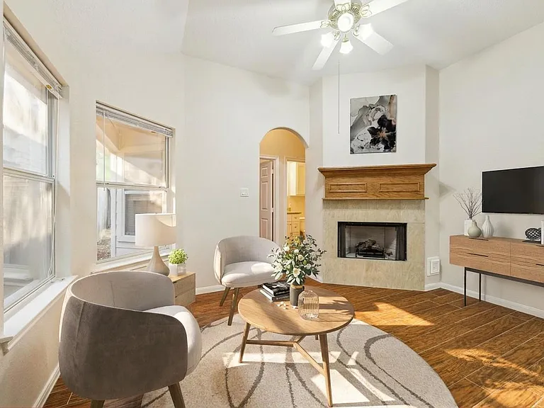 2806 Crescent Star Rd — Photo 3