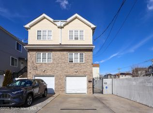 15 Hempstead Ave, Staten Island, NY