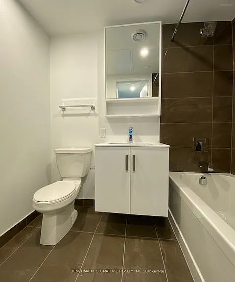 88 Queen St E #1715 — Photo 5