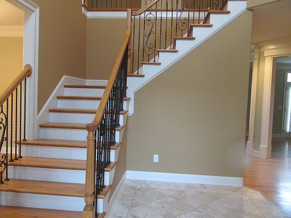 2nd image of 2023 Highland Falls
