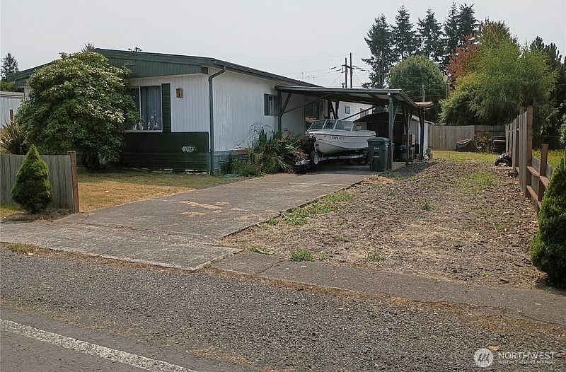 4th image of 196 Jacobson Road #20