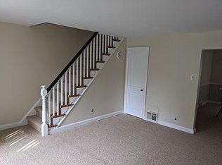 516 Jansen Ave, Essington, PA 19029