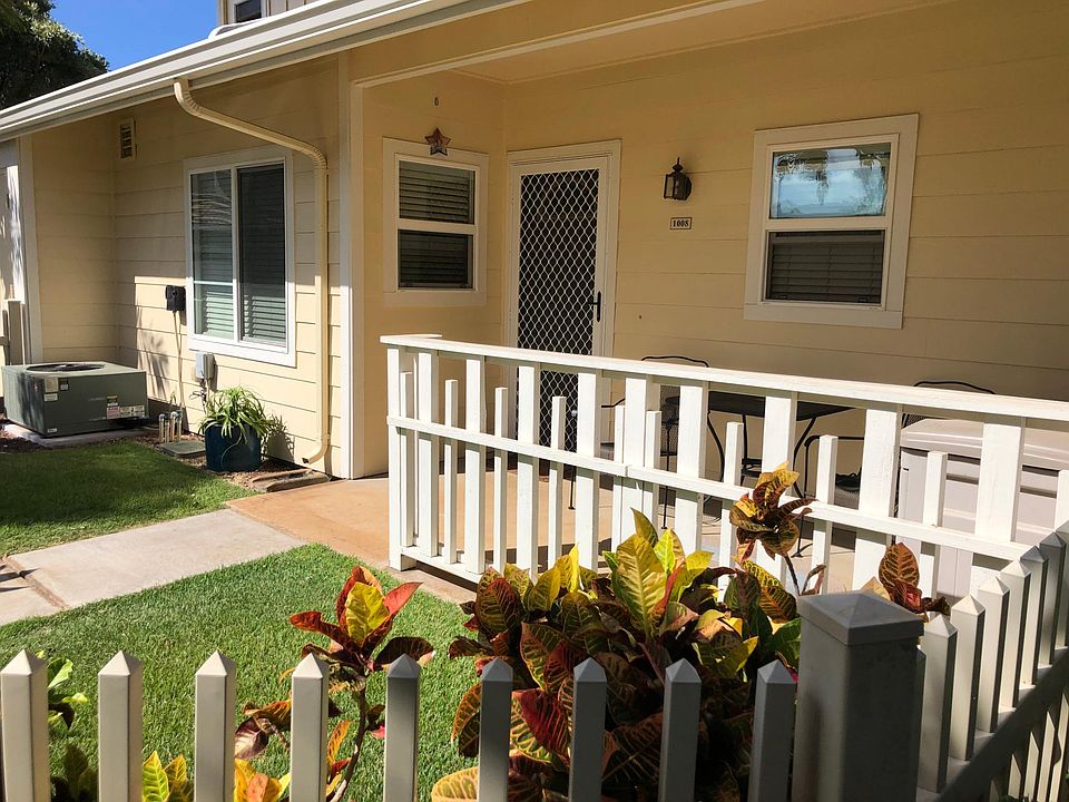 Entry and Front Yard