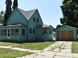 720 Walnut St, Osage, IA 50461