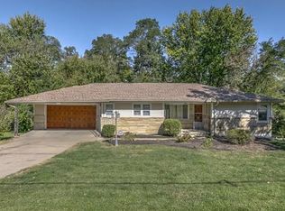 10904 E 63rd St, Raytown, MO 64133