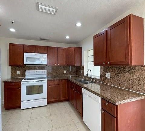 2nd image of 22744 SW 55th Ave