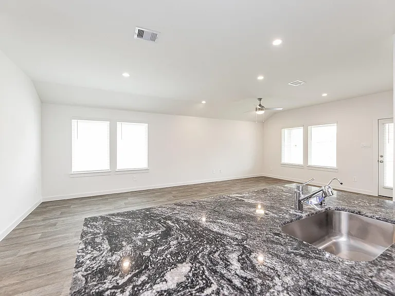 1711 Portorosso Dr — Photo 20