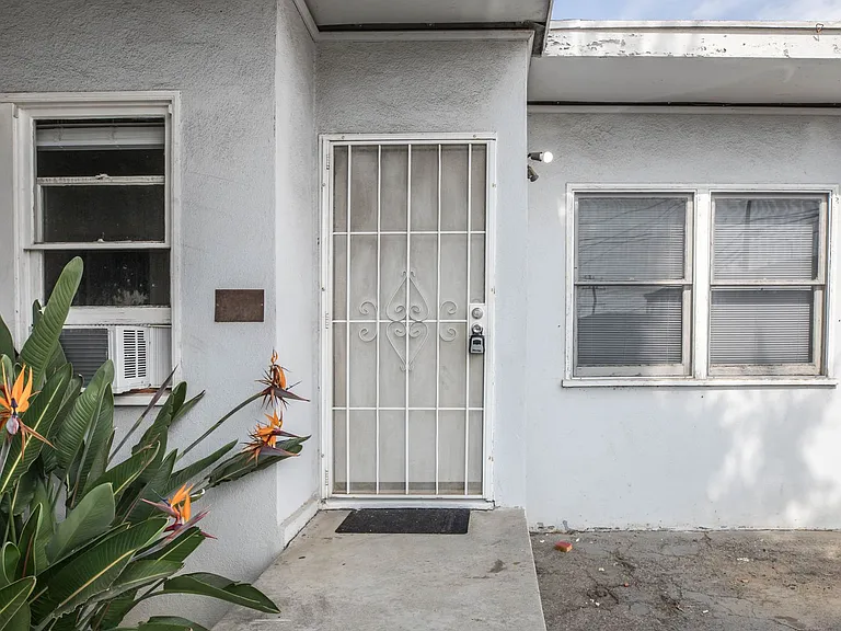 1423 Harvard St #C — Photo 11
