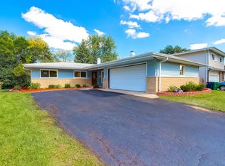 1351 S Elizabeth St, Lombard, IL 60148