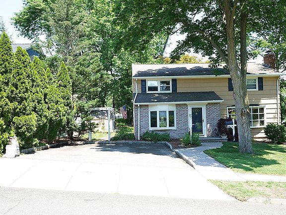 2nd image of 147 Waldwick Ave