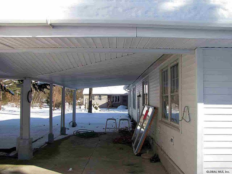 3rd image of 171 Reservoir Road