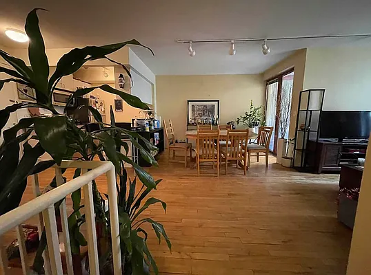 Rented by The Downtown LLC | media 38