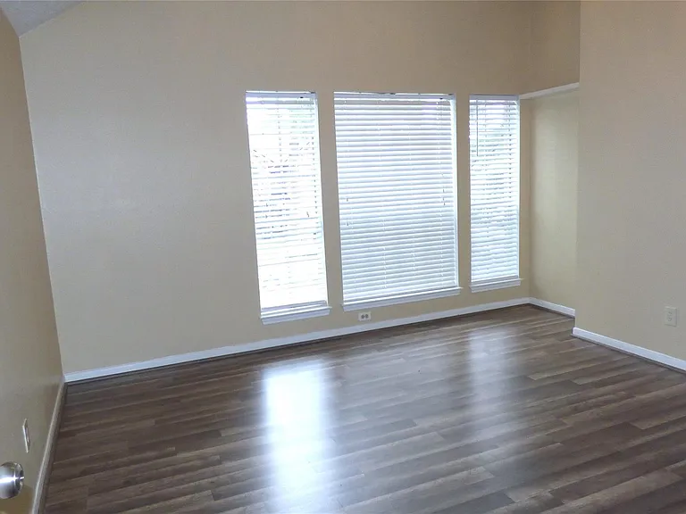 14715 Cypress Green Dr — Photo 16