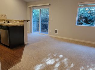15712 34th Pl W UNIT B201, Lynnwood, WA 98087