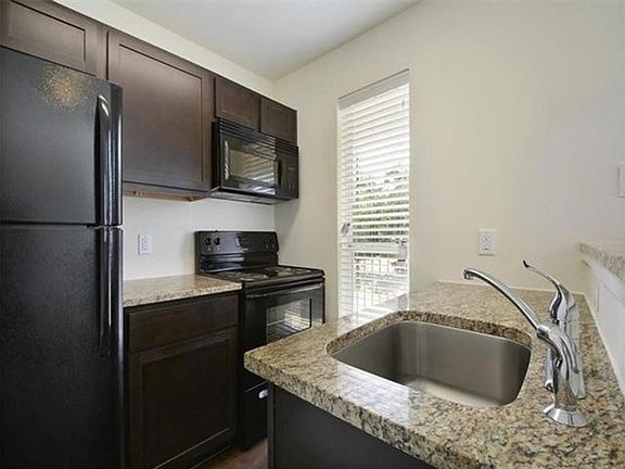 5th image of 2512 Durwood St #101-214