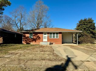 705 N D St, Poplar Bluff, MO 63901