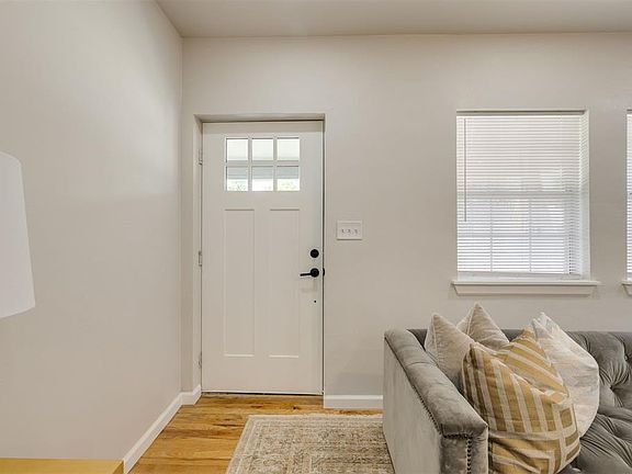 5th image of 1121 NE 17th St