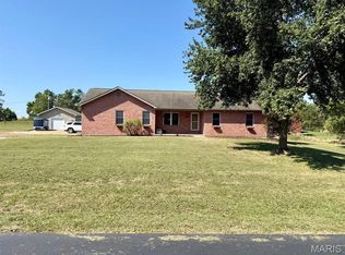 60 Red Cedar Ln, Perryville, MO 63775