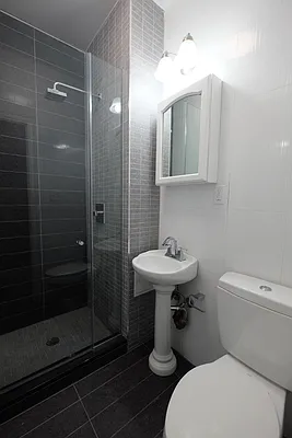 Rented by Keller Williams NYC | media 28